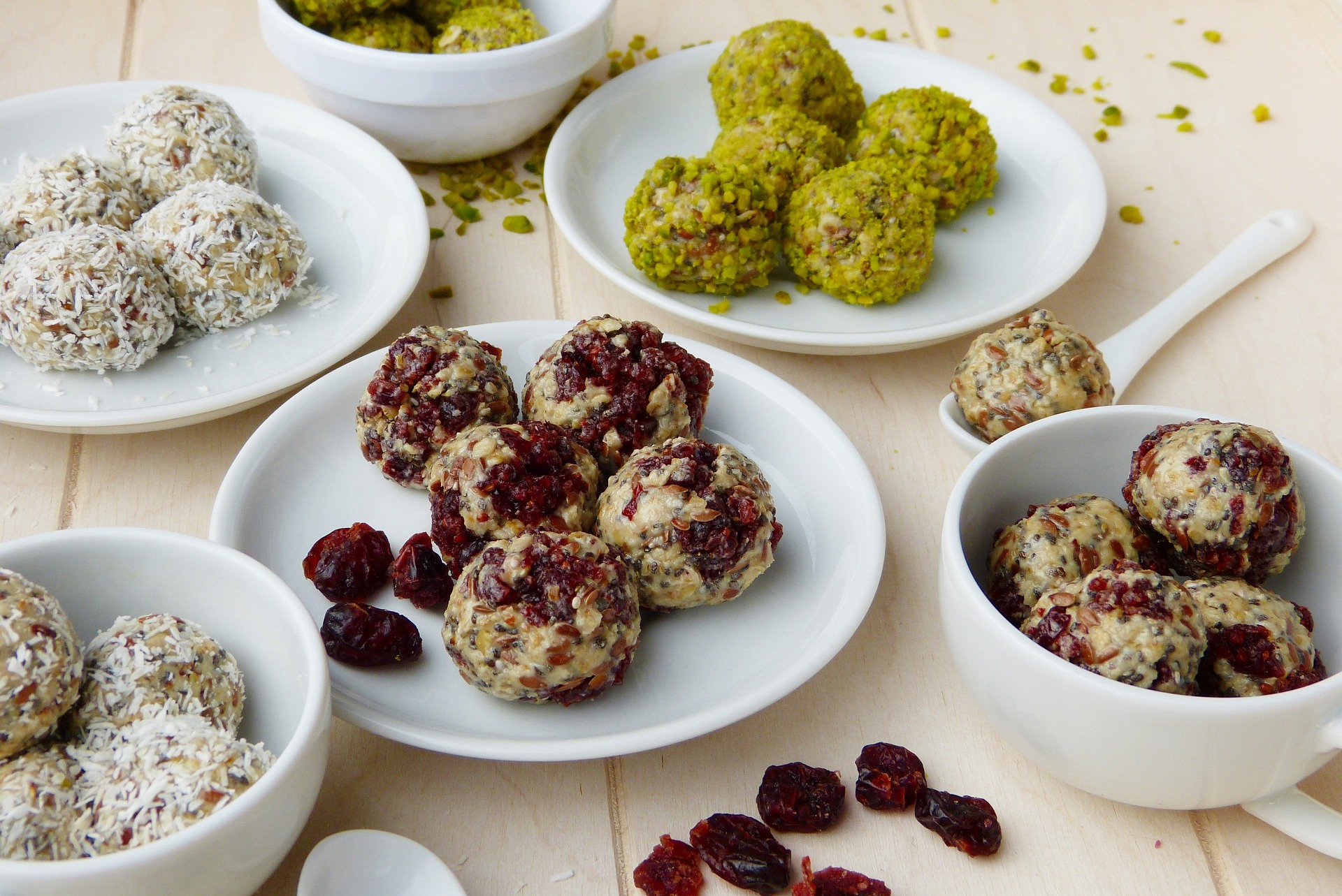 energy balls with dried fruit, nuts and assorted fillings