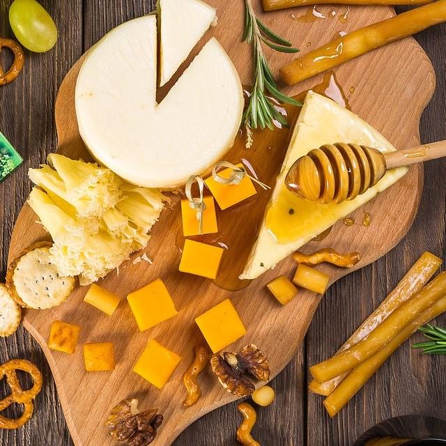 assorted cheese platter